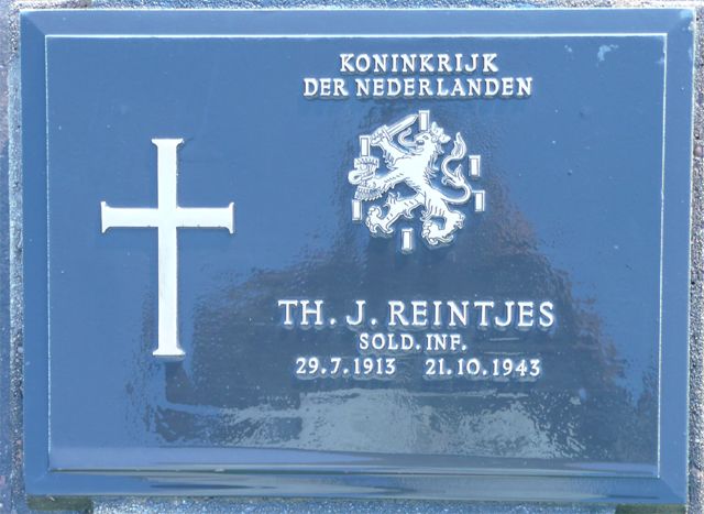 Afbeelding van graf of monument van Theodorus Jacobus Reintjes