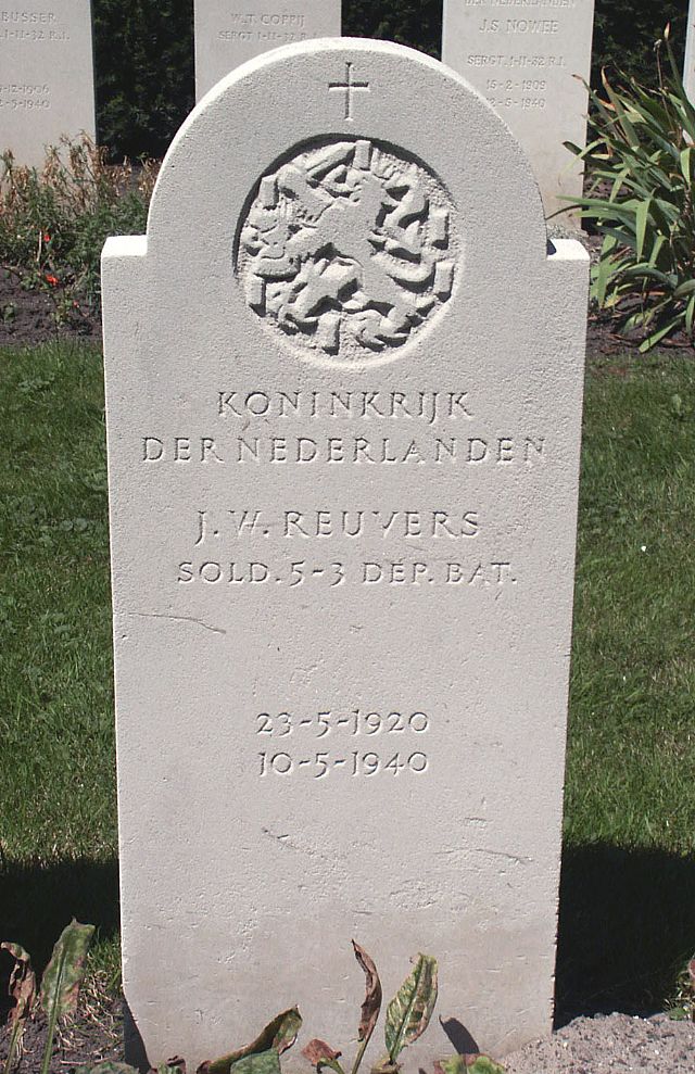 Afbeelding van graf of monument van Johannes Wilhelmus Reuvers
