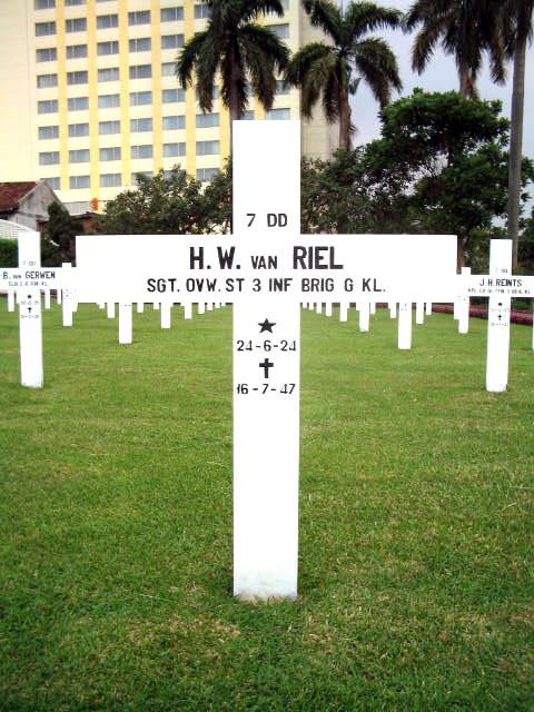 Afbeelding van graf of monument van Hendrik Willem van Riel