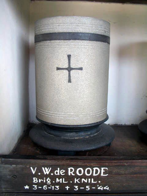 Afbeelding van graf of monument van Victor Willem de Roode