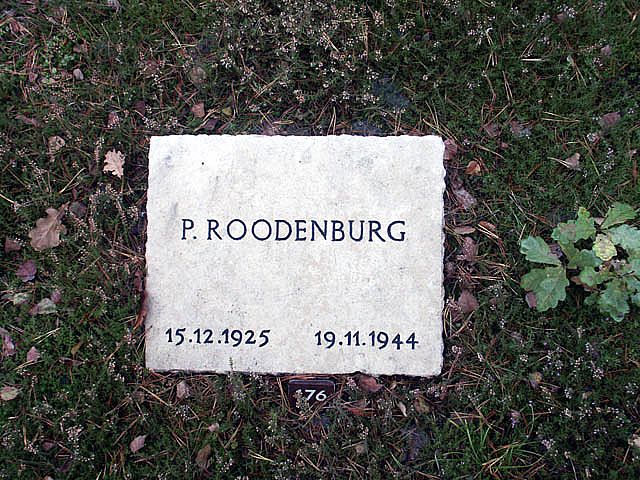 Afbeelding van graf of monument van Pieter Roodenburg
