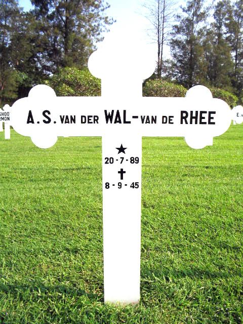 Afbeelding van graf of monument van Augusta Satanella van der Wal-van der Rhee