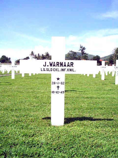 Afbeelding van graf of monument van Job Warnaar