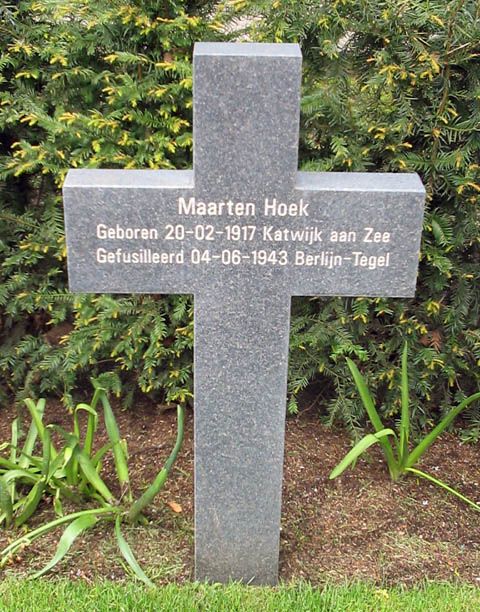 Afbeelding van graf of monument van Maarten Hoek
