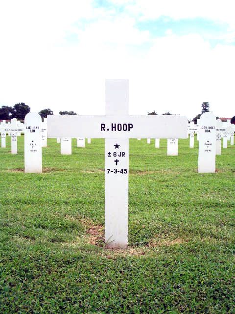 Afbeelding van graf of monument van Robby Hoop