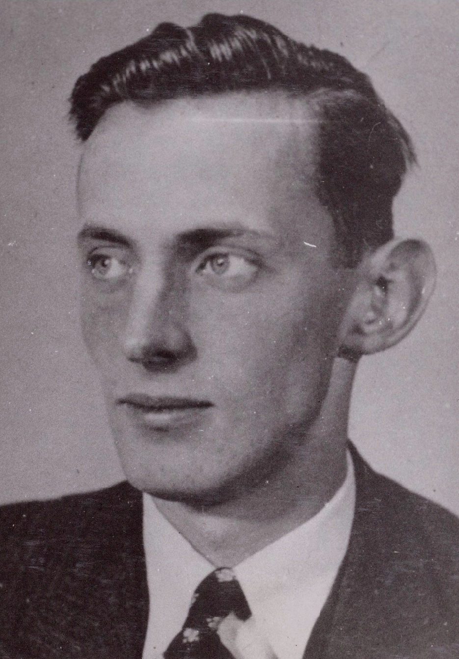 Portretfoto E.E. van Raalte