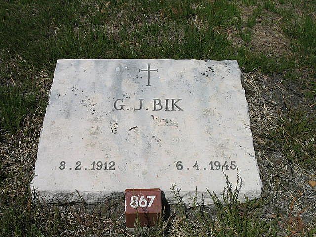 G.J.Bik.JPG