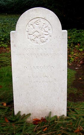 Afbeelding van graf of monument van Dirk Jan Kroezen