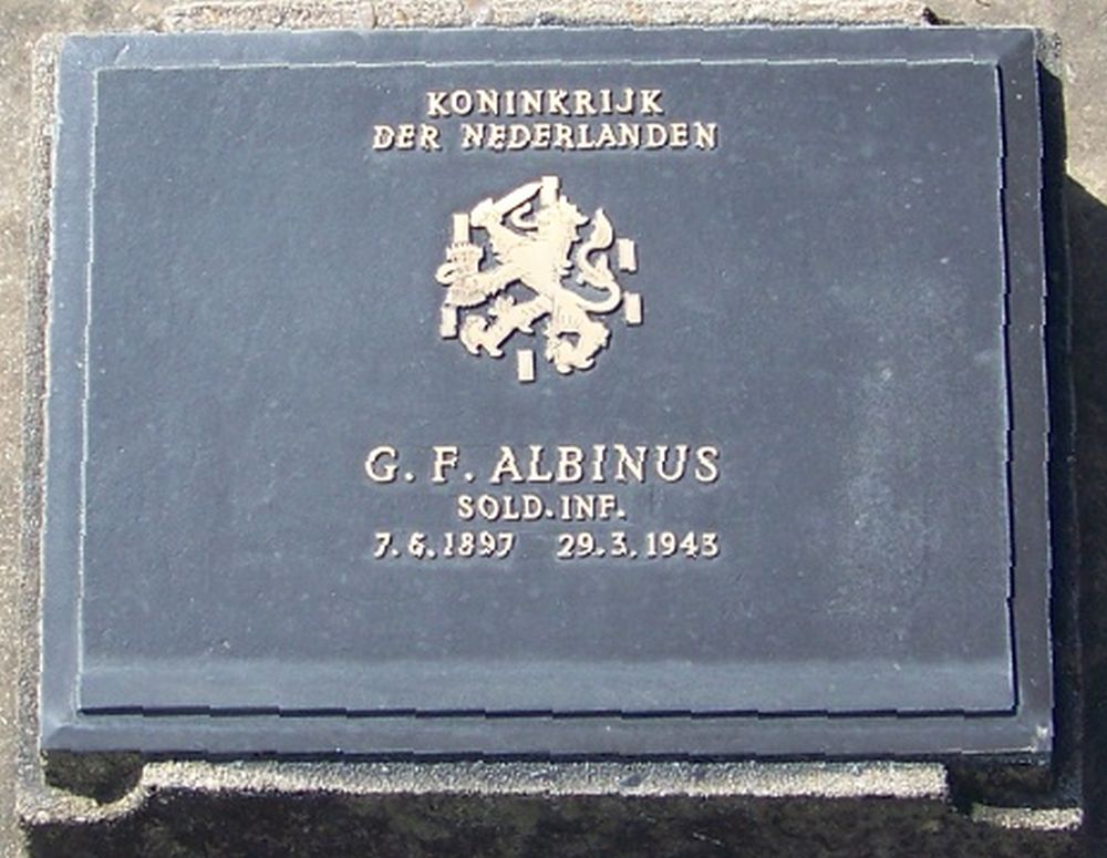 7. F. 58.JPG