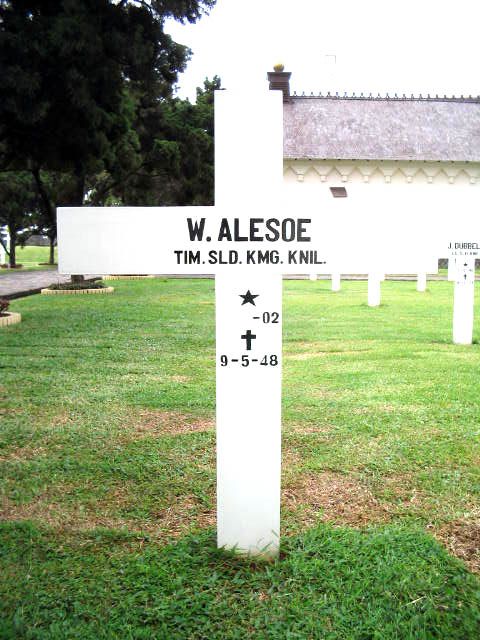Afbeelding van graf of monument van Walong Alesoe