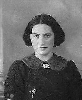 Femmina Costima Worms