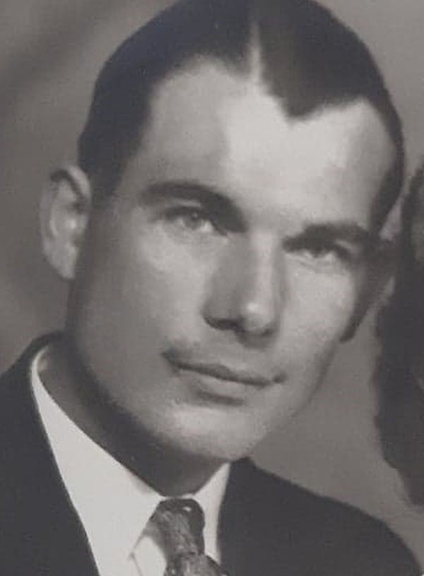 Portretfoto W.M. van Oyen