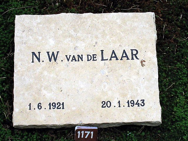 Afbeelding van graf of monument van Nicolaas Willem van de Laar