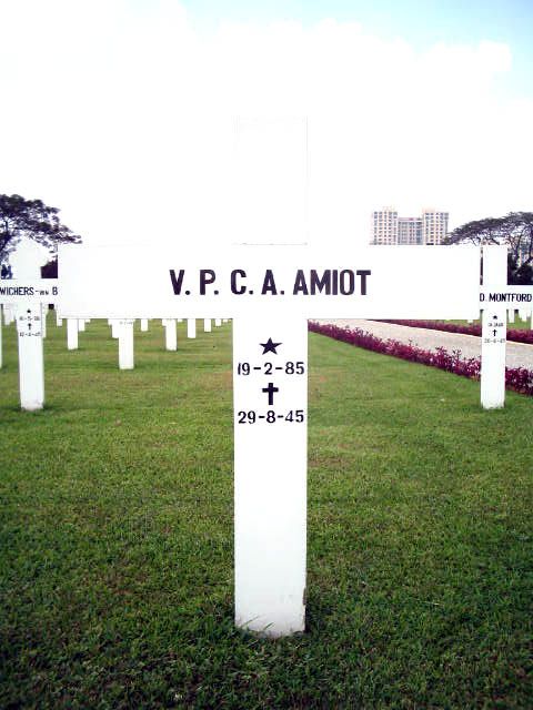 Afbeelding van graf of monument van Victor Pierre Charles Alexis Amiot