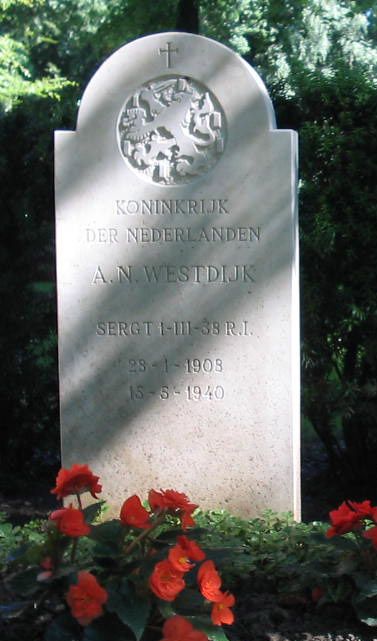 Afbeelding van graf of monument van Adriaan Nicolaas Westdijk
