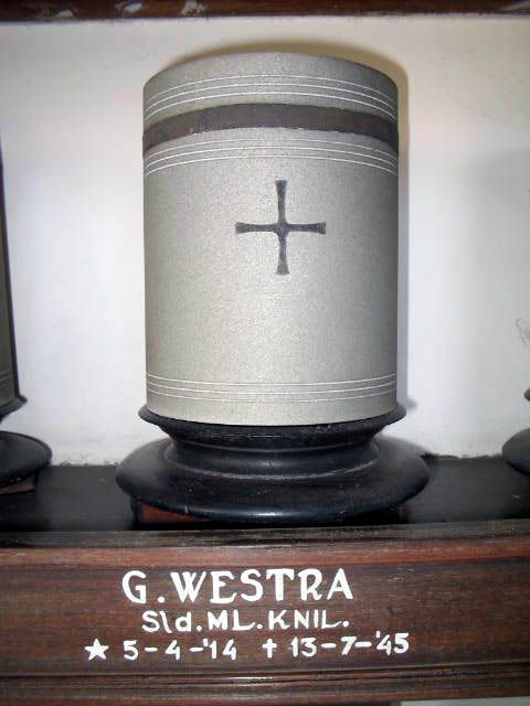 Afbeelding van graf of monument van Gerrit Westra