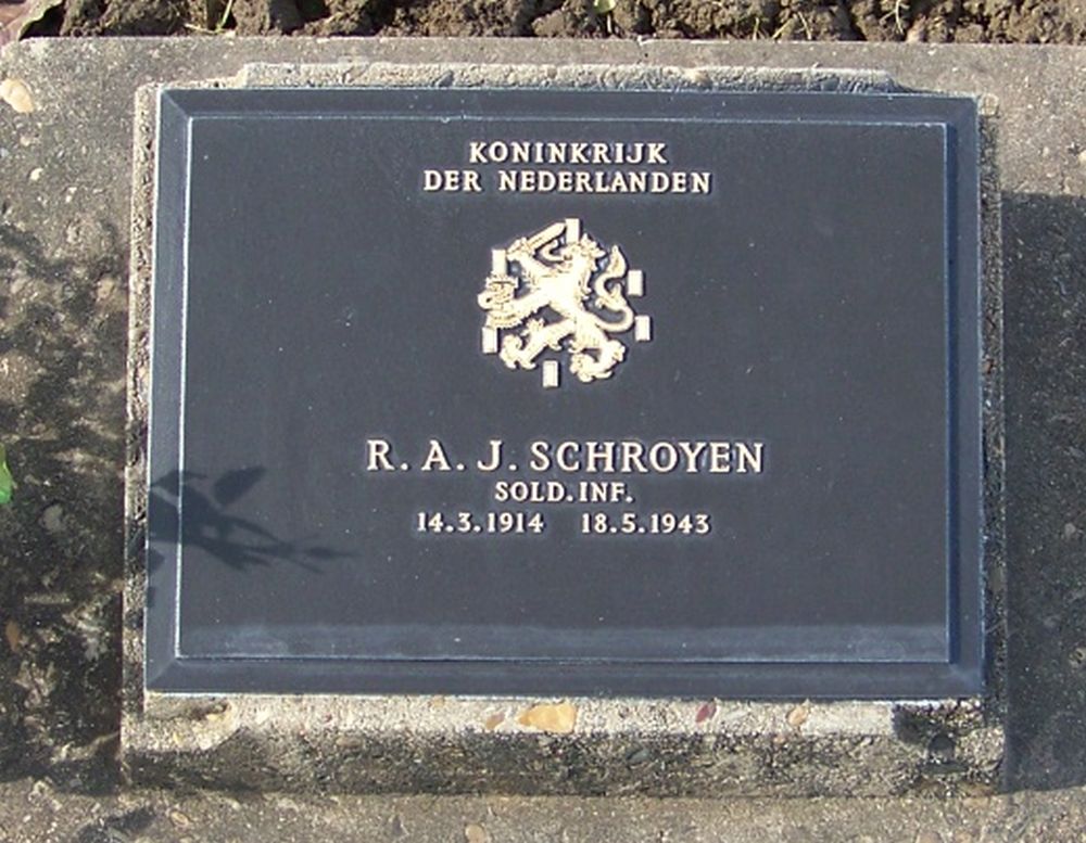 Afbeelding van graf of monument van Renier Antonius Jacobus Schroijen