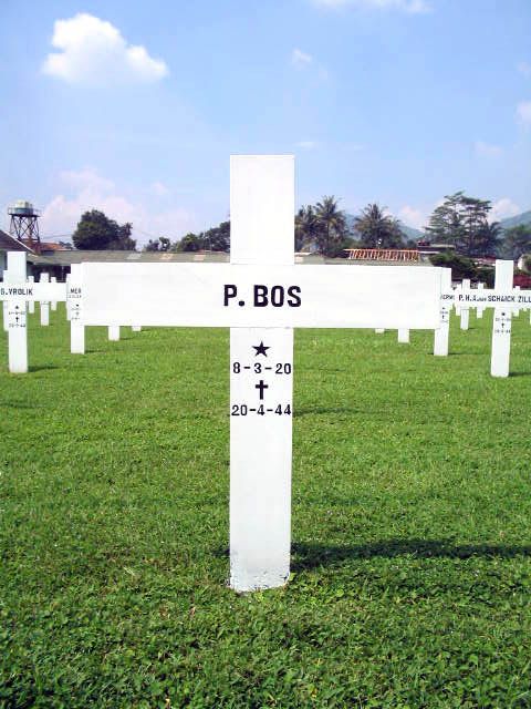 Afbeelding van graf of monument van Piet Bos