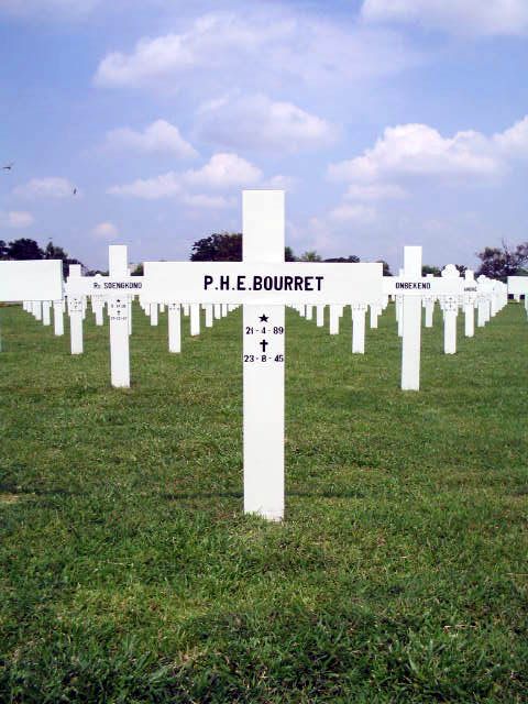 Afbeelding van graf of monument van Prospiere Henri Eugine Bourret