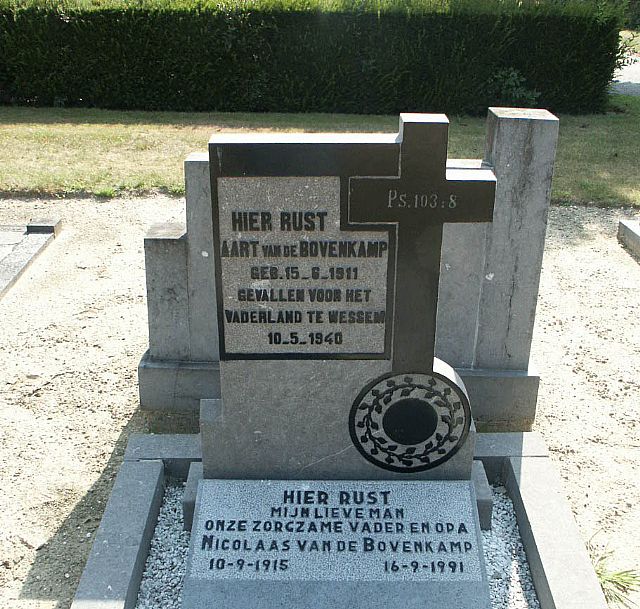 Afbeelding van graf of monument van Aart van de Bovenkamp