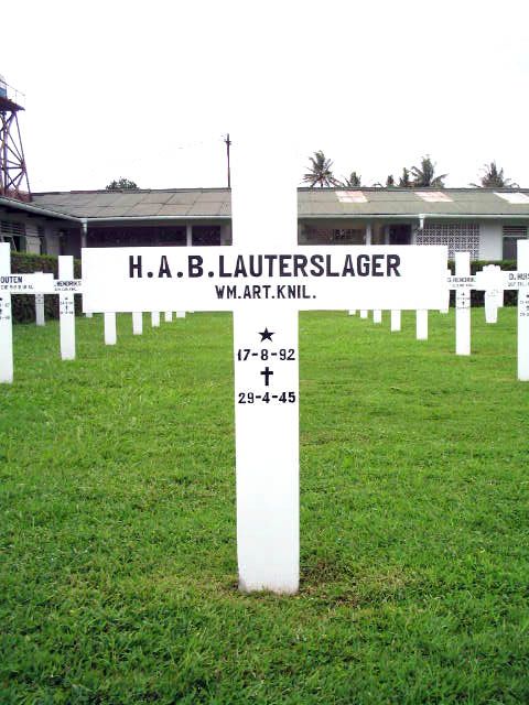 Afbeelding van graf of monument van Hendrikus Augustinus Benjamin Lauterslager