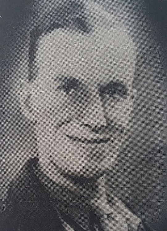 Achterhof (Bron: Gedenkboek 3-12 RI)