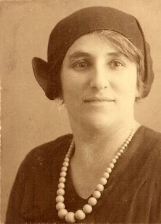 Esther Wouthuijsen-Ricardo