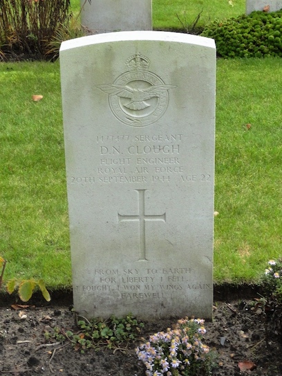 Afbeelding/portret van Clough